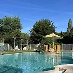 Mobil-home 28m² Avec Terrasse Pour 6 Personnes - Api-1-52-475 La Cassagne