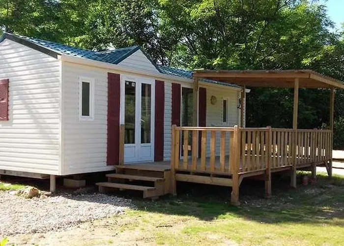 Mobil-home 28m² Avec Terrasse Pour 6 Personnes - Api-1-52-475 Campingplads *